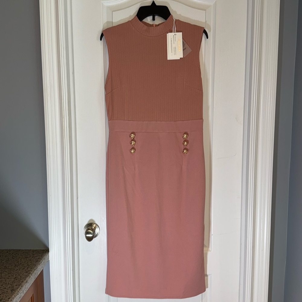 Elegant Salmon Pink Sleeveless Midi Dress NWT size large